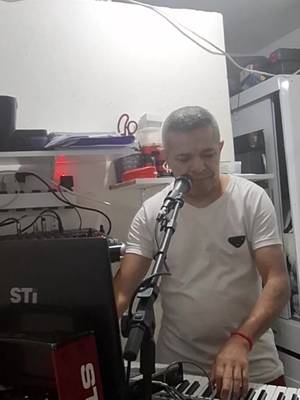 ⁣ESSE MENINO É UMA LOUCURA- MALVADO TECLAS